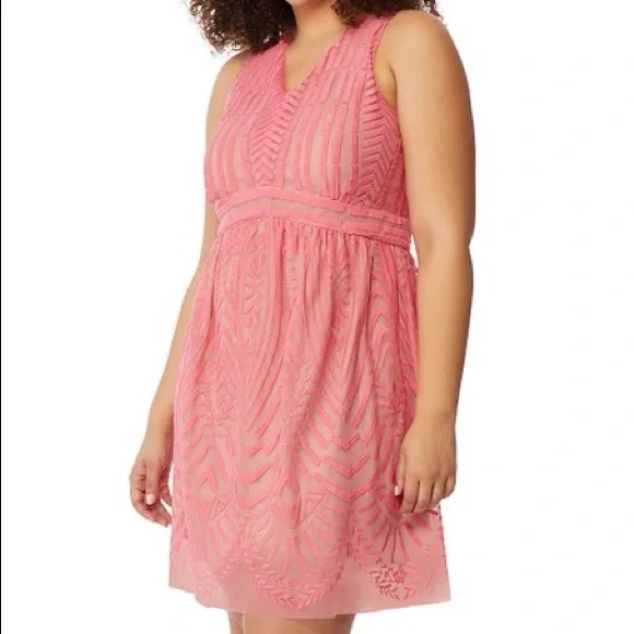 Rebel Wilson x Angels Embroidered Mesh Empire Waist Dress Confetti Size 1X NWT - Picture 2 of 13